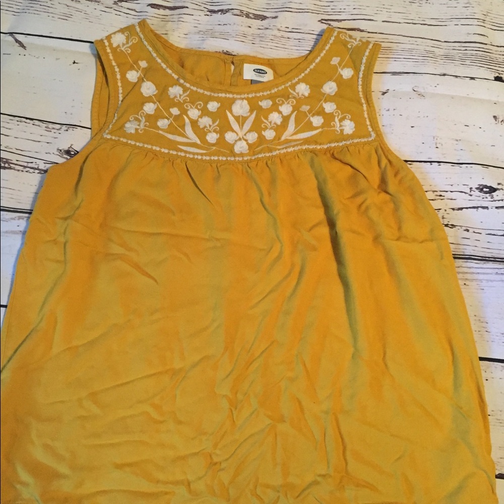 Mustard yellow old navy tank top